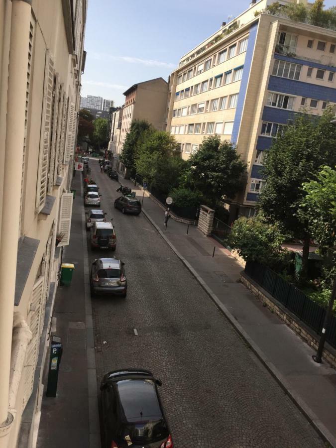 Mb * Paris